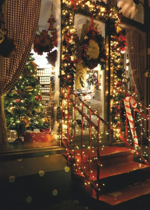 christmas-lights-min-2-scaled christmas-lights-min-2-scaled